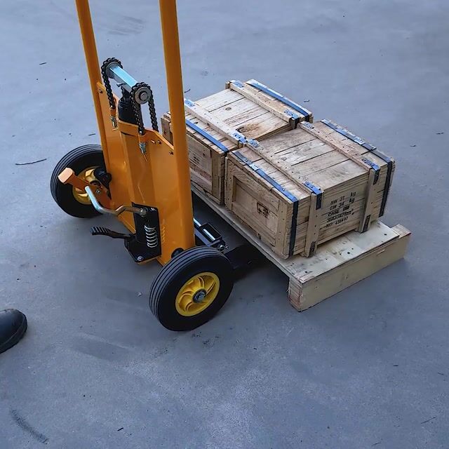Liftshop video